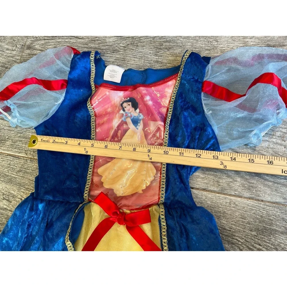 Disney Snow White Gown Princess size 8 girls Dress Halloween Costume ReAd Lights